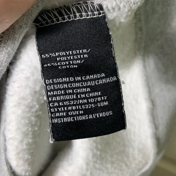 Brunette The Label | Grey Crewneck Oversized Kind Club Graphic Sweater - XS/S - Picture 5 of 5